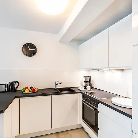 Apartment Prora - Mit Balkon, Meerblick Und E Ladestation - Ostseeliebe Binz